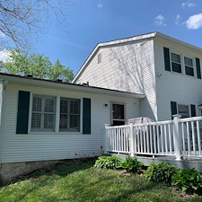 Professional-House-Washing-in-Richmond-Indiana-Clean-Bee-Pressure-Washing 1